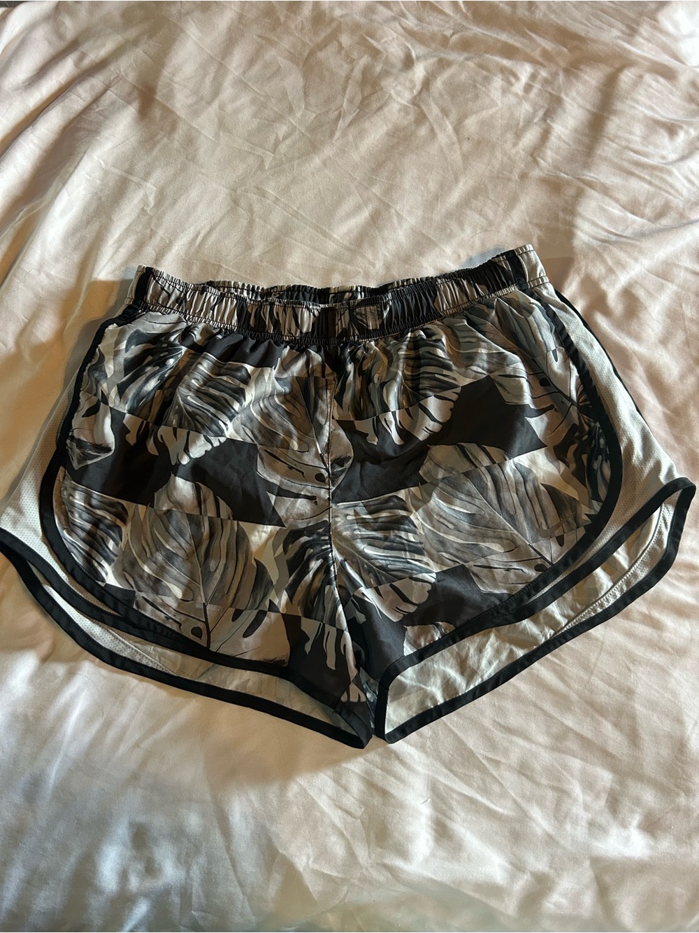 Nike Black & White Tropical Leaf Running Shorts